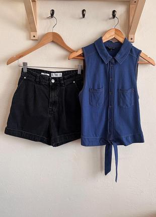 Синя трикотажна рубашка в стилі casual