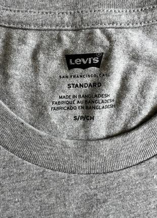 Нова футболка чоловіча levis оригінал розмір s2 фото