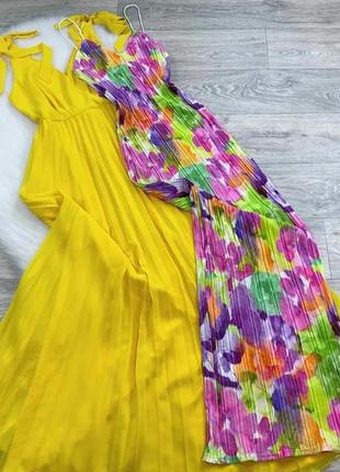 Яркое разноцветные платье макси