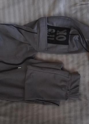 Спортивні, жіночі штани