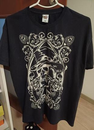 Футболка чорна