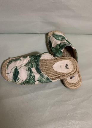 Капці 🩴 шльопанці