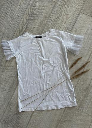 Футболка с интересными рукавами