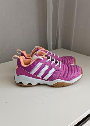 Кроссовки adidas