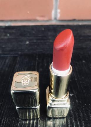 Помада для губ guerlain kiss kiss la rouge mat