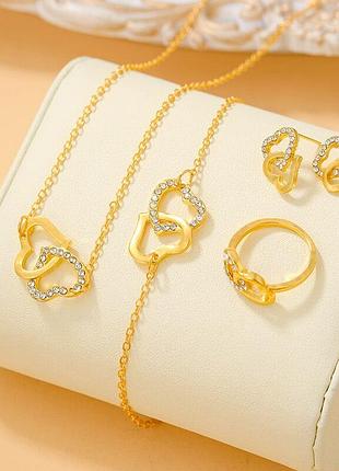 Невероятный комплект серденько