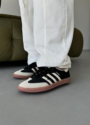 Кроссовки adidas