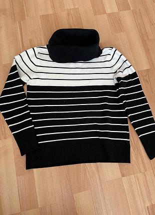 Свитер гольф мягкий и приятный