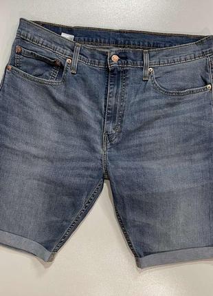 Оригінальні чоловічі шорти levi’s ( розмір 36/32)