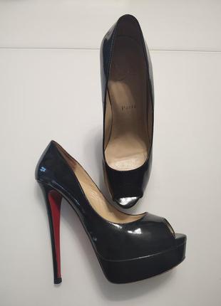 Туфлі жіночі christian louboutin розмір 392 фото