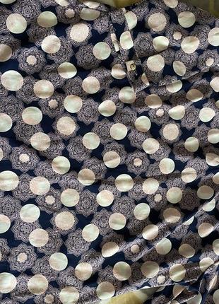 Блузка жіноча