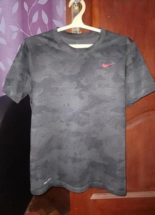 Футболка nike