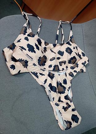 Нереально крутой купальник лео❤️‍🔥❤️‍🔥❤️‍🔥