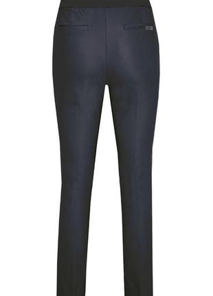 Жіночі звужені до низу брюки чорного кольору. модель adoncia zaps. колекція весна-літо 20245 фото