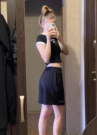 Шорти чорні 8