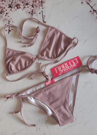 Купальник від італійського бренду fiorucci