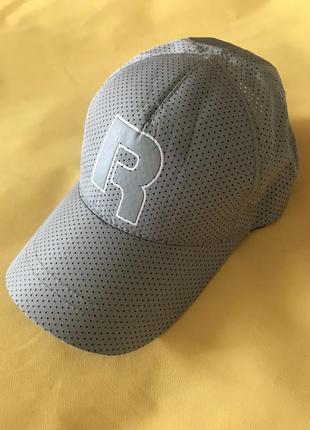 Бейсболка на парня 4-6 лет