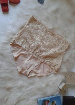 Високі бежеві мереживні трусики debenhams
