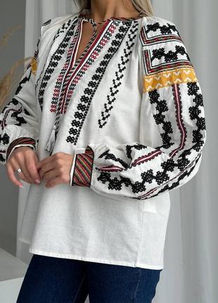 Вишиванка жіноча