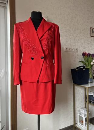 Вінтажний escada костюм із спідницею