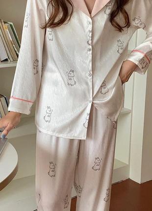 Женская шелковая пижама lucky rabbit розовая3 фото