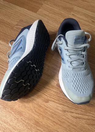 Жіночі кросівки new balance
