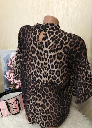 Блузка с леопардовым принтом
