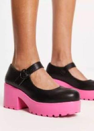 Новые розовые koi footwear