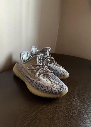 Кроссовки yeezy 350