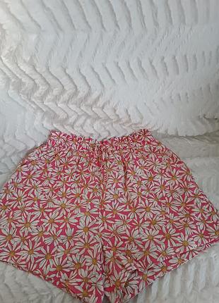 Шорти жіночі