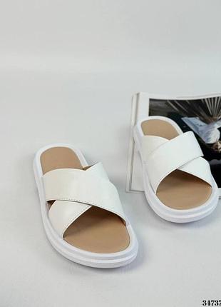 Шльопанці шкіряні