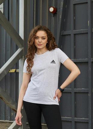 Жіноча футболка adidas на літо висока якість зручна в носінні стильна футболка