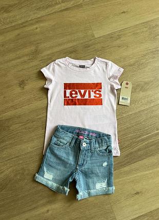 Нова футболка levi's 4-5 років 2