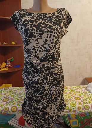 Платье футляр миди р. m