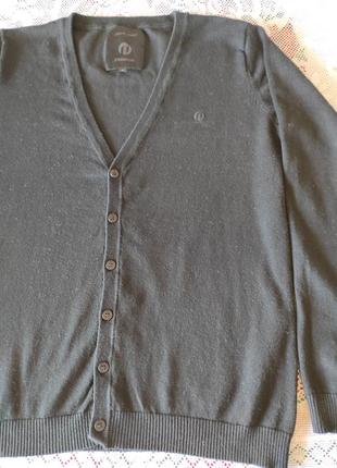 Мужская черная кофта на пуговицах 3