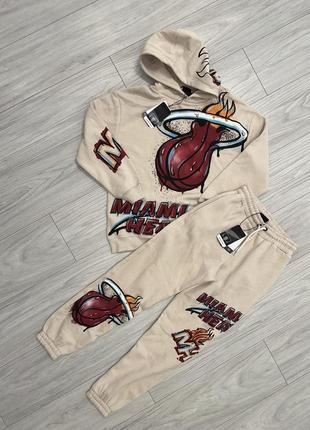 Костюм lefties від zara на флісі