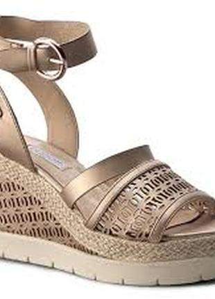 Босоножки "bugatti" р. 39 натуральная кожа и кожзам.