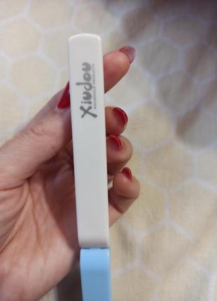 Компактная дорожная мини щетка для волос