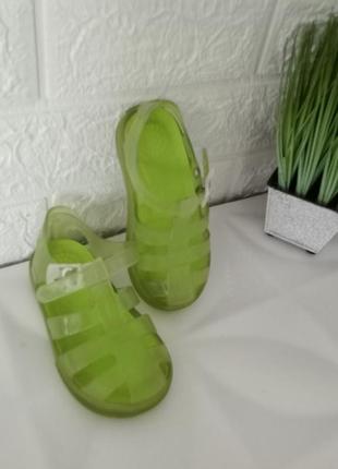 Сандалии резиновые
