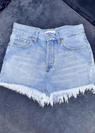 Шорти