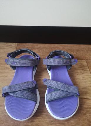 Босоніжки сандалії skechers