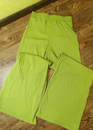 Штаны палаццо в рубчик