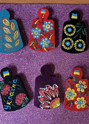 Магніти на холодильник