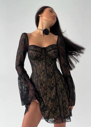 Невероятное платье