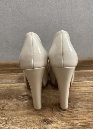 Продам  туфлі