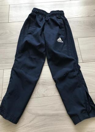 Спортивні штани для хлопця