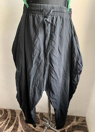 Брюки банани