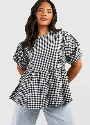 Об'ємна картата блуза топ з квітковою вишивкою №61