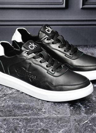 Чоловічі шкіряні кросівки calvin klein чорні на білій підошві натуральна шкіра
