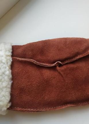 Зимние варежки. замша